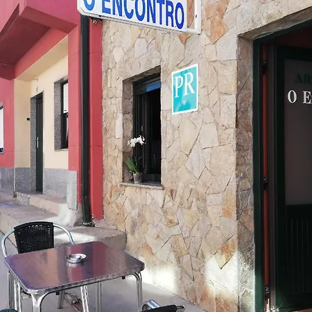 O Encontro Hostel *